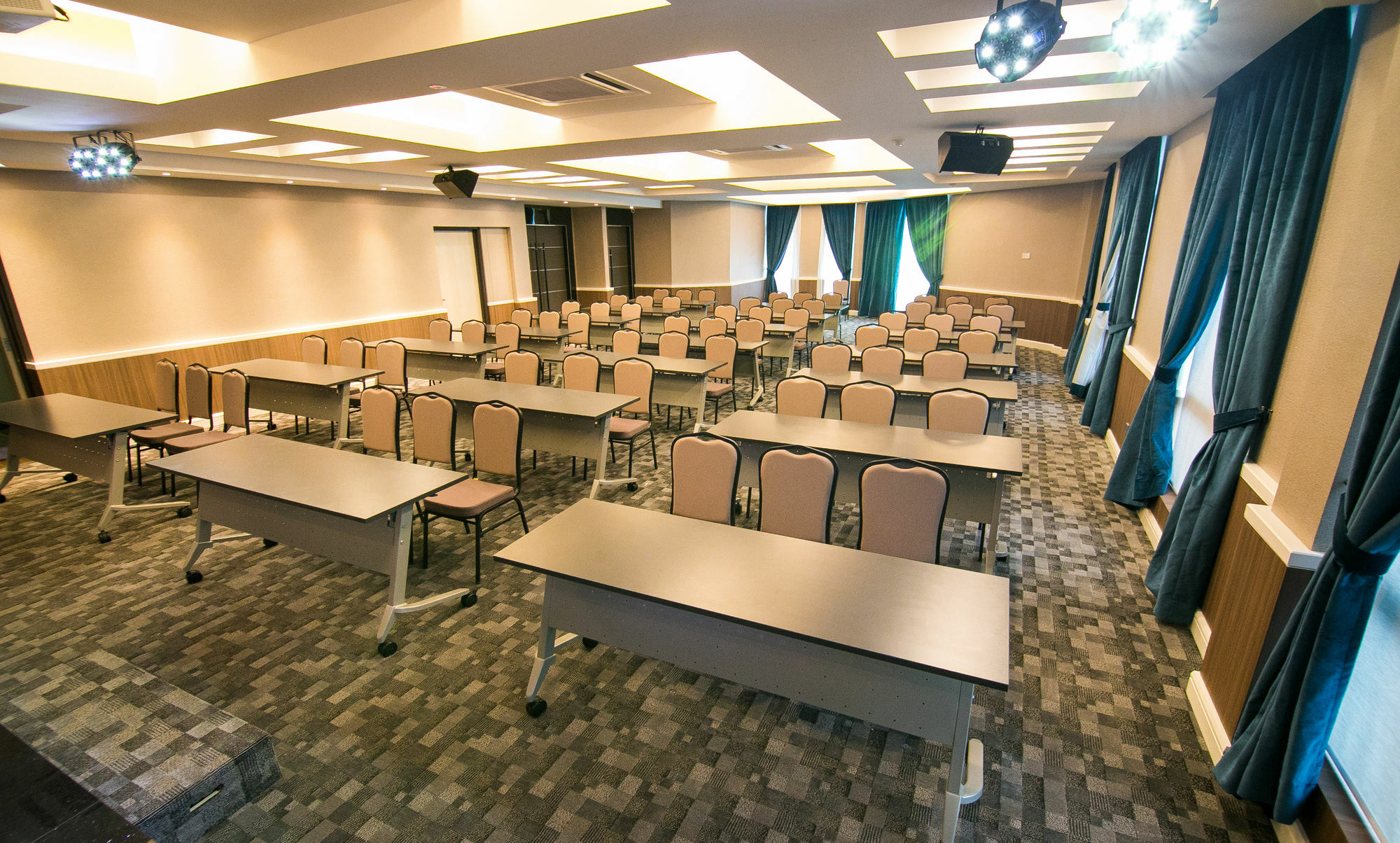 Indra Hotel - Boutique Suites Ipoh Dış mekan fotoğraf