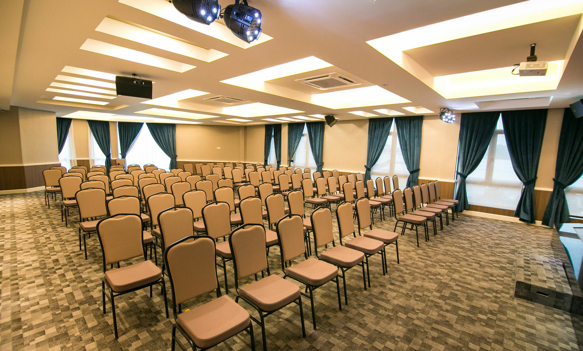 Indra Hotel - Boutique Suites Ipoh Dış mekan fotoğraf