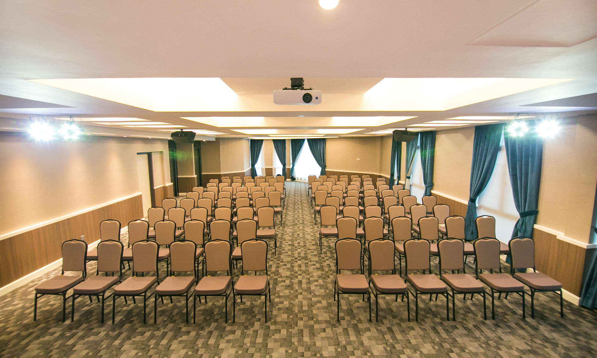 Indra Hotel - Boutique Suites Ipoh Dış mekan fotoğraf